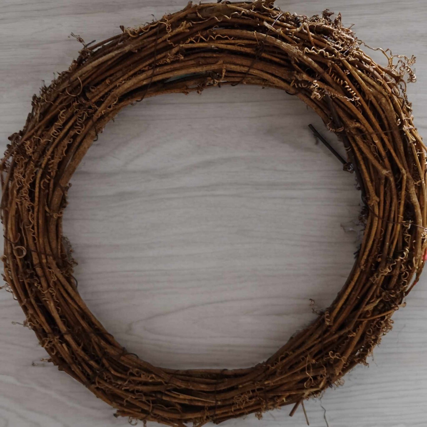 35cm Vine Wreath